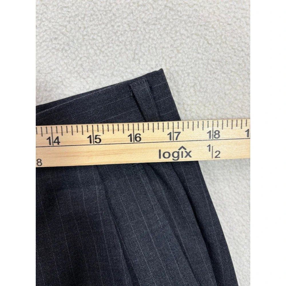 Hart Schaffner Marx Mens 41R 2 piece Pinstripe Suit Grey 2 Button 34x28 Pants